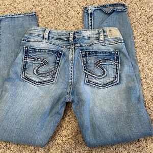 Silver Suki Jeans 33x33